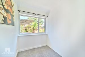 Bedroom 4 / Study- click for photo gallery